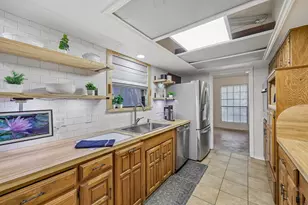 1201 Canadian Cir, Grand Prairie, TX 75050 - Photo 13