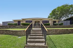 1201 Canadian Cir, Grand Prairie, TX 75050 - Photo 5