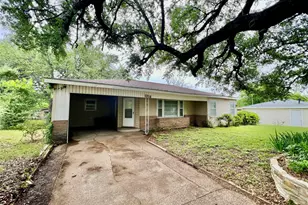 1314 W Water St, Weatherford, TX 76086 - Photo 5