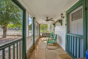 401 E Bridge St, Granbury, TX 76048 - Photo 9