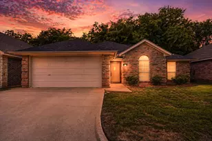 1723 Sully Ct, Stephenville, TX 76401 - Photo 3