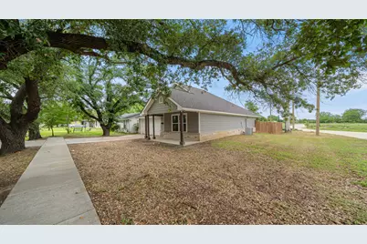 207 E McCoulskey Street, Terrell, TX 75160 - Photo 27