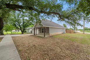207 E McCoulskey St, Terrell, TX 75160 - Photo 27