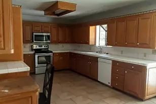1202 Honeysuckle Dr, Keene, TX 76059 - Photo 7