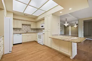 5200 Keller Springs Rd, Dallas, TX 75248 - Photo 11