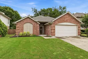 2312 Mapleleaf Ln, Flower Mound, TX 75028 - Photo 3