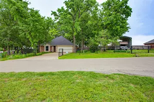 100 Deep Wood Ln, Weatherford, TX 76088 - Photo 3