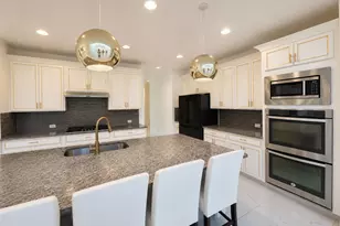 1901 Oakston Dr, Little Elm, TX 75033 - Photo 5