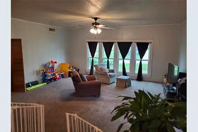 300 N Church Street, Decatur, TX 76234 - Photo 7