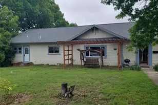 300 N Church St, Decatur, TX 76234 - Photo 1