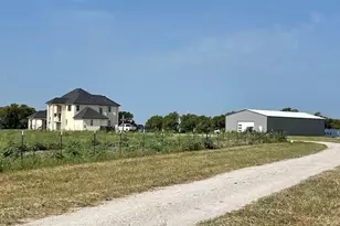 1405 Co Rd 247, Valley View, TX 76272 - Photo 1