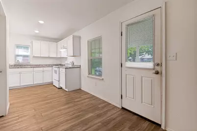 1010 E College Street, Terrell, TX 75160 - Photo 9