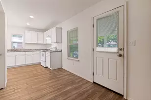 1010 E College St, Terrell, TX 75160 - Photo 9
