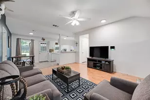 1108 Ashwood Ct, Cleburne, TX 76033 - Photo 5