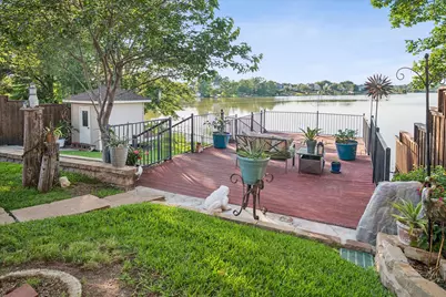 1303 Lakeshore Drive, Irving, TX 75060 - Photo 23