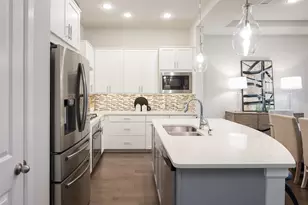 1115 Manacor Ln, Dallas, TX 75212 - Photo 15