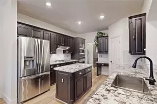 1817 Marble Pass Dr, Flower Mound, TX 75028 - Photo 9