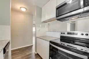 8110 Skillman St, Dallas, TX 75231 - Photo 11