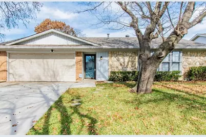 213 Melinda Drive, Mesquite, TX 75149 - Photo 1