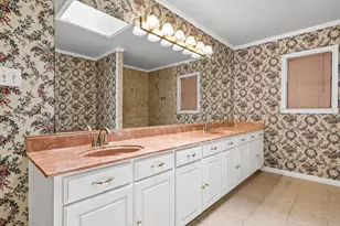 1692 W Tate St, Robinson, TX 76706 - Photo 13