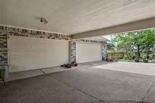1692 W Tate St, Robinson, TX 76706 - Photo 19