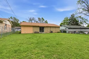 6435 Moonhill Dr, Dallas, TX 75241 - Photo 13
