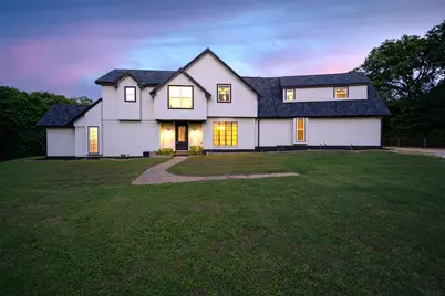 7511 Willow Oak Lane, Arlington, TX 76001 - Photo 1