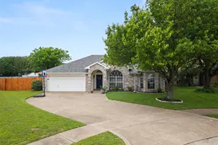 801 Switzer Ln, Cedar Hill, TX 75104 - Photo 3