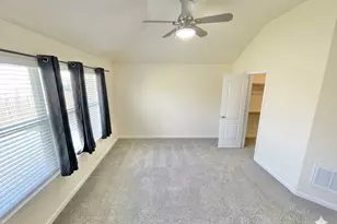 625 Hutchins Dr, Crowley, TX 76036 - Photo 13