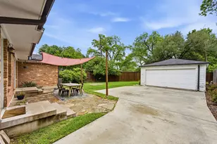 7024 Wake Forrest Dr, Dallas, TX 75214 - Photo 17