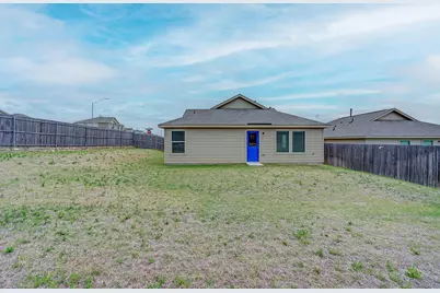8409 Hollow Bend Street, Fort Worth, TX 76123 - Photo 17