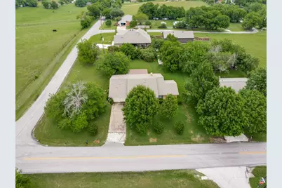 501 Stevens Drive, Benbrook, TX 76126 - Photo 5