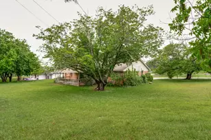 501 Stevens Dr, Benbrook, TX 76126 - Photo 27
