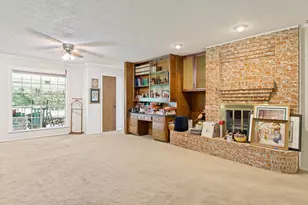 501 Stevens Dr, Benbrook, TX 76126 - Photo 17