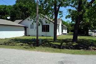 1050 W Dallas Ave, Cooper, TX 75432 - Photo 17