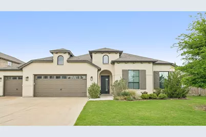 449 Country Meadows Boulevard, Waxahachie, TX 75165 - Photo 3