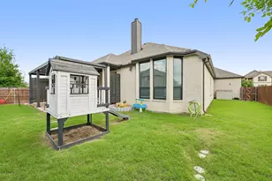 449 Country Meadows Blvd, Waxahachie, TX 75165 - Photo 37