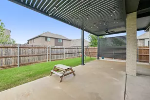 449 Country Meadows Blvd, Waxahachie, TX 75165 - Photo 33