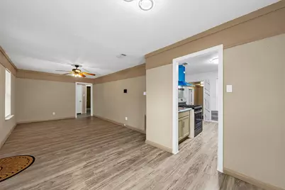 2012 N 39th Street, Waco, TX 76707 - Photo 5