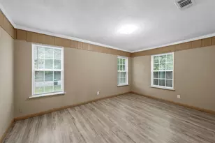 2012 N 39th St, Waco, TX 76707 - Photo 9