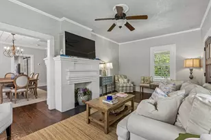 902 N Edgefield Ave, Dallas, TX 75208 - Photo 7
