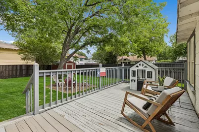 902 N Edgefield Avenue, Dallas, TX 75208 - Photo 23