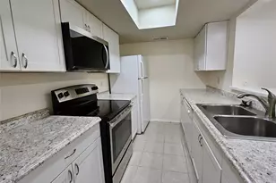 12816 Midway Rd, Dallas, TX 75244 - Photo 11