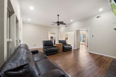1947 Chesham Drive, Carrollton, TX 75007 - Photo 29