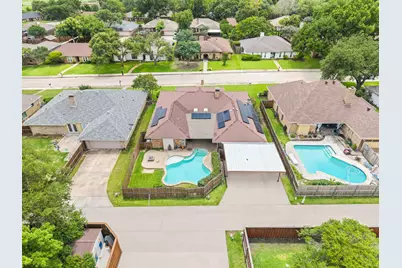 1947 Chesham Drive, Carrollton, TX 75007 - Photo 35
