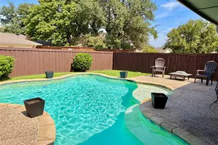 1947 Chesham Dr, Carrollton, TX 75007 - Photo 23