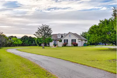 6813 Running Deer Court, Granbury, TX 76049 - Photo 3