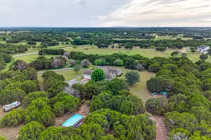 6813 Running Deer Ct, Granbury, TX 76049 - Photo 39