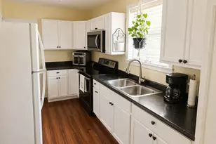 203 Stroud St, Cleburne, TX 76033 - Photo 11