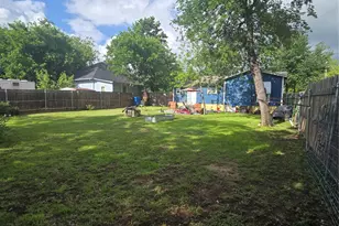 203 Stroud St, Cleburne, TX 76033 - Photo 15